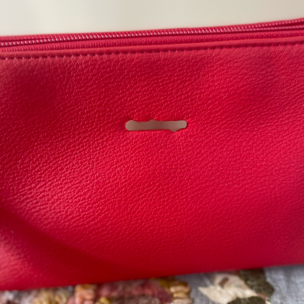 Red Wristlet Clutch New - Picture 2 of 6